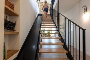 钢铁是怎样炼成的